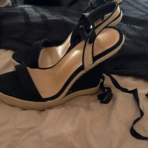 Fashion Nova Black and Tan Wedge Sandals